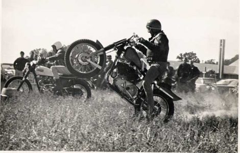 Ray Jahnke's Harley-Davidson XLCH Image
